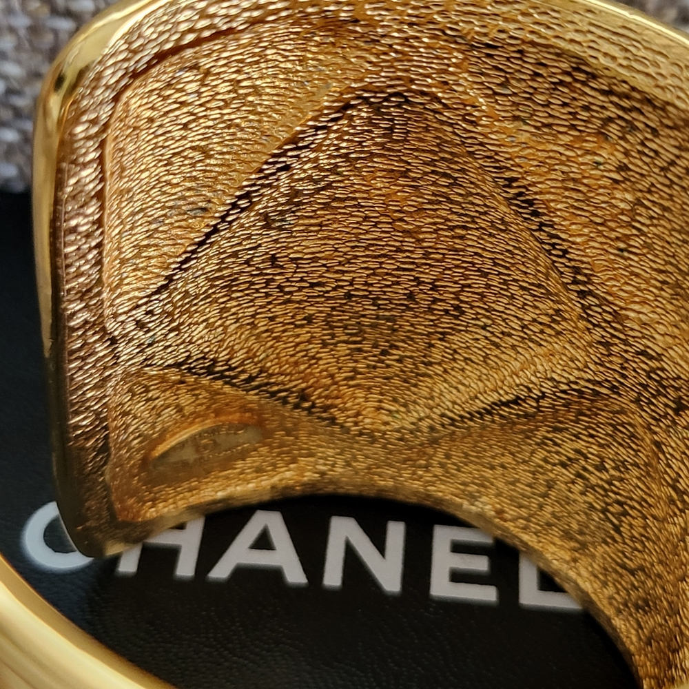Vintage Authentic Chanel Quilted Cuff Bracelet - Picture 9 of 10